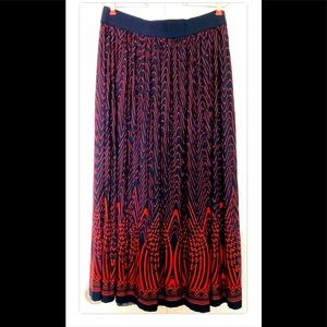 Metro Wear Maxi Flared Skirt Sz L🌹 Elastic Waist Navy Red Abstract pattern